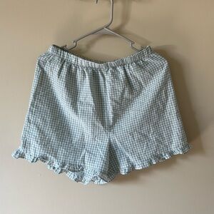 Gingham Ruffle High-waisted shorts